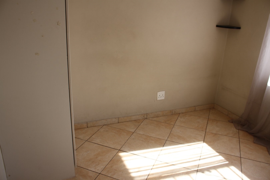 To Let 3 Bedroom Property for Rent in Jabulani Gauteng