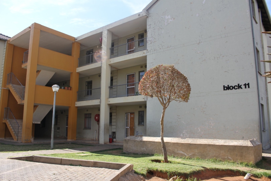 To Let 3 Bedroom Property for Rent in Jabulani Gauteng