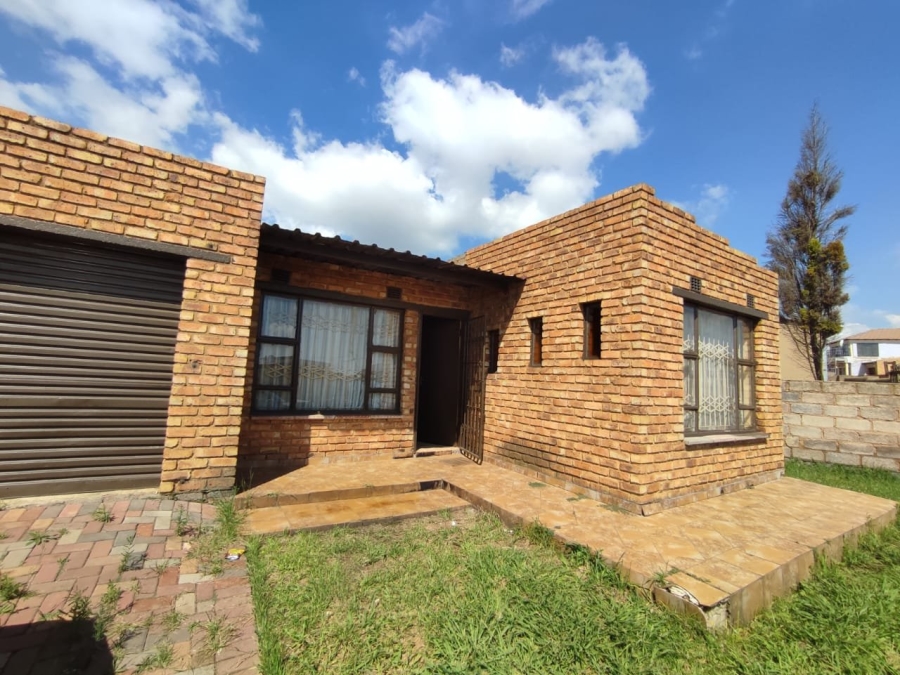 2 Bedroom Property for Sale in Tsakane Ext 15 Gauteng