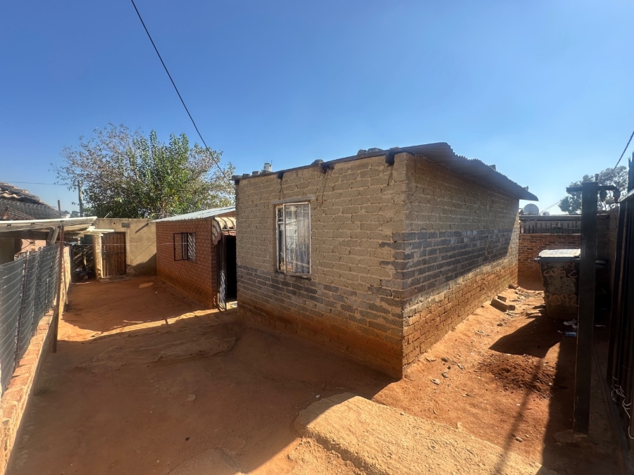 8 Bedroom Property for Sale in Cosmo City Gauteng