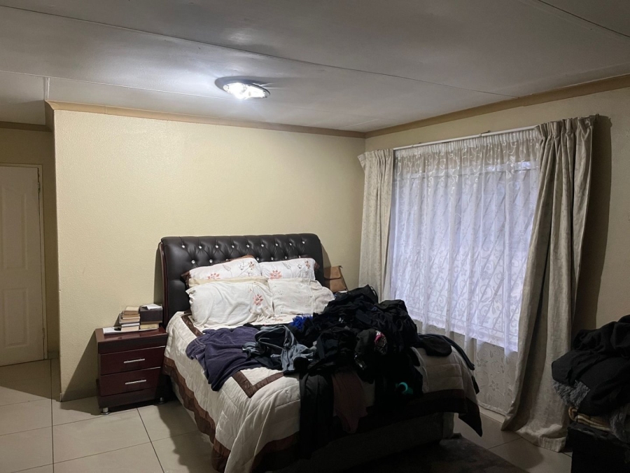 3 Bedroom Property for Sale in Dawn Park Gauteng