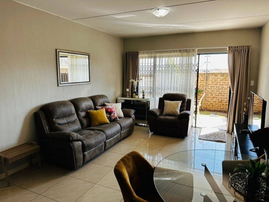 2 Bedroom Property for Sale in Brentwood Park Gauteng