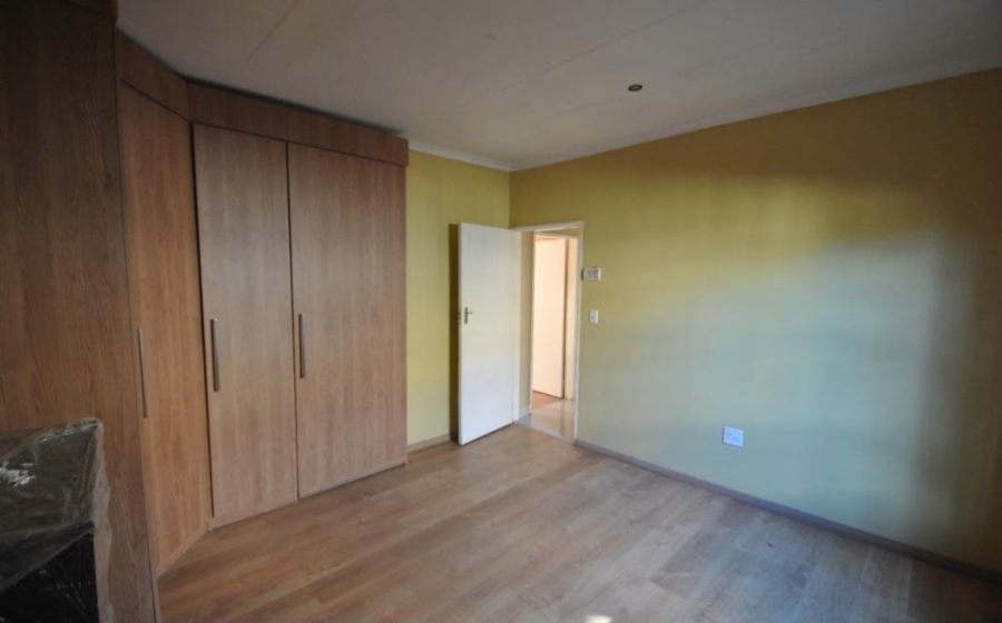 3 Bedroom Property for Sale in Dawn Park Gauteng
