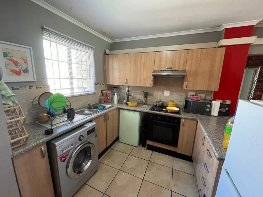 2 Bedroom Property for Sale in Lambton Gauteng