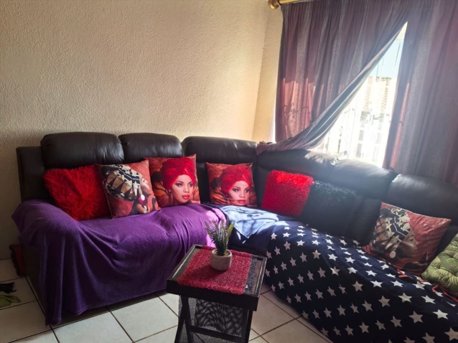 1 Bedroom Property for Sale in Terenure Gauteng
