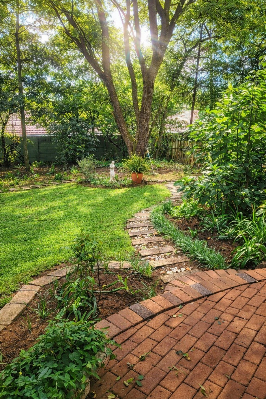 6 Bedroom Property for Sale in Bryanston Gauteng