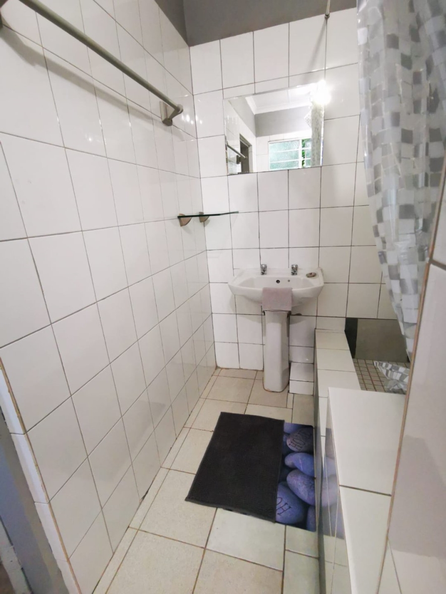 6 Bedroom Property for Sale in Bryanston Gauteng