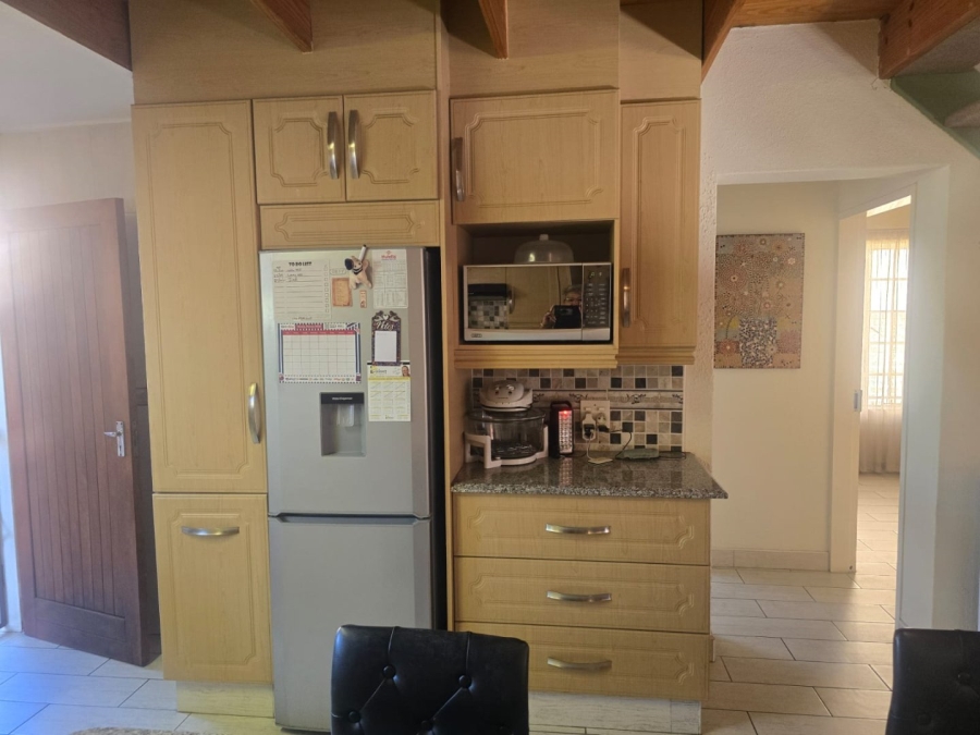 4 Bedroom Property for Sale in Ravenswood Gauteng