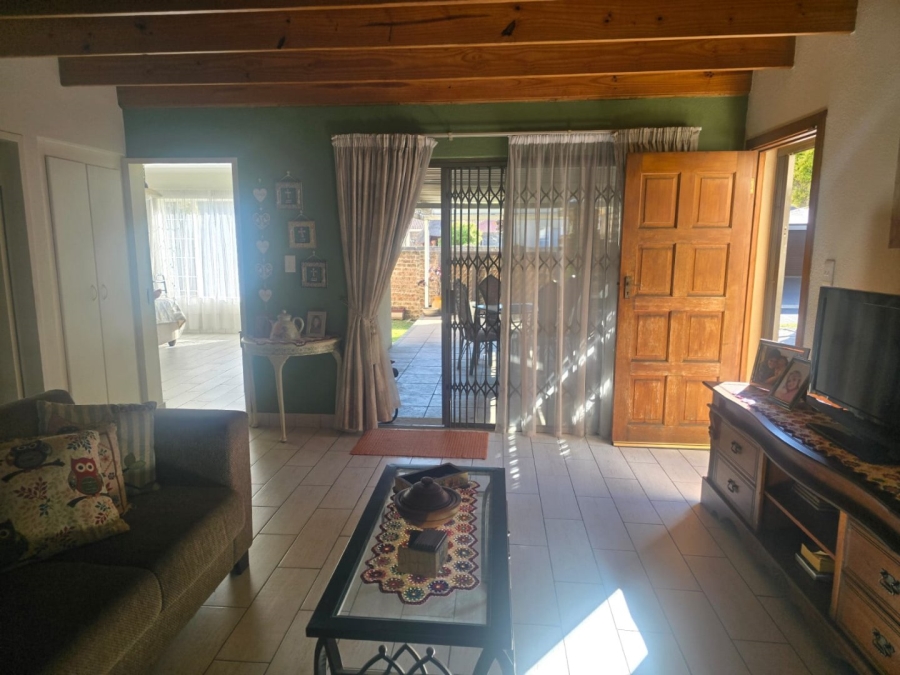 4 Bedroom Property for Sale in Ravenswood Gauteng