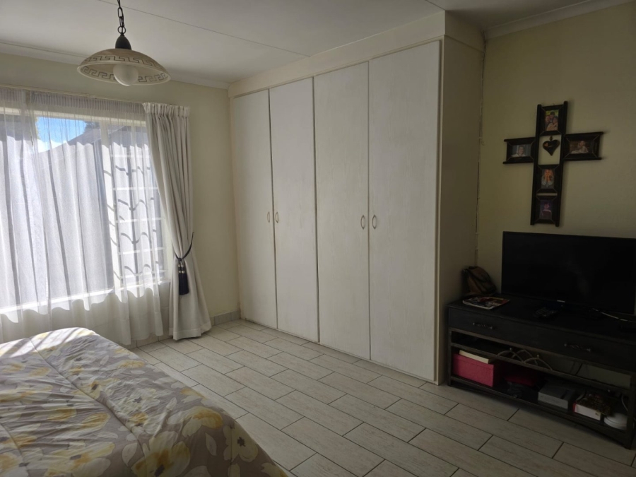 4 Bedroom Property for Sale in Ravenswood Gauteng