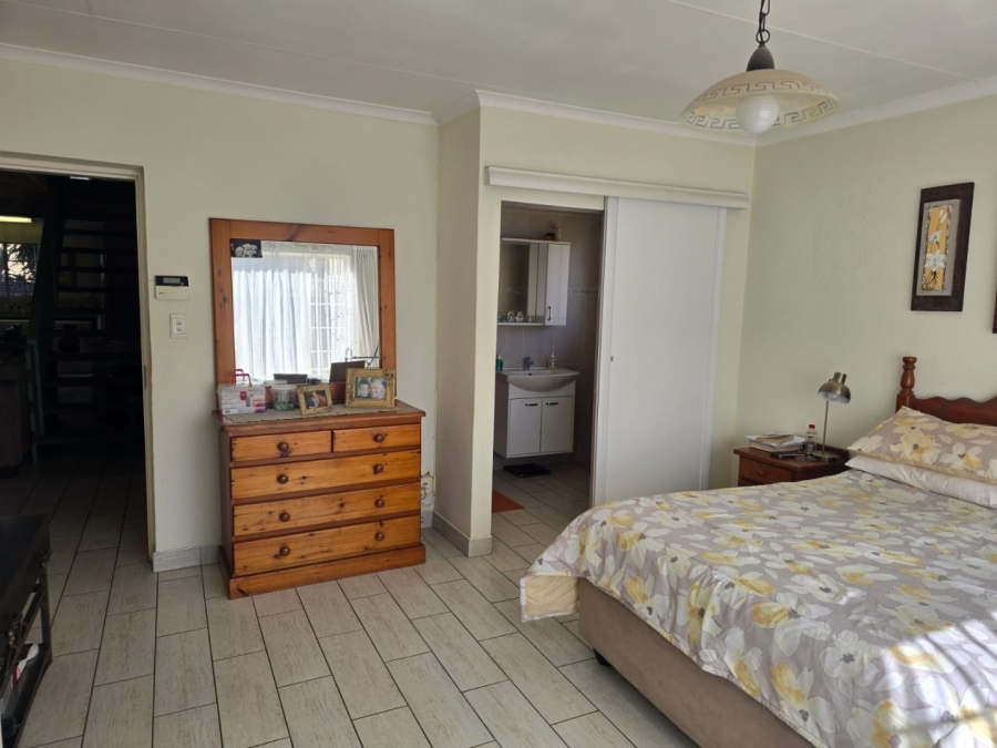 4 Bedroom Property for Sale in Ravenswood Gauteng