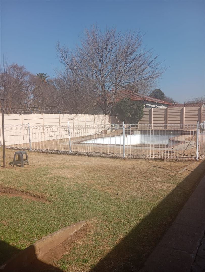 2 Bedroom Property for Sale in Benoni West Gauteng