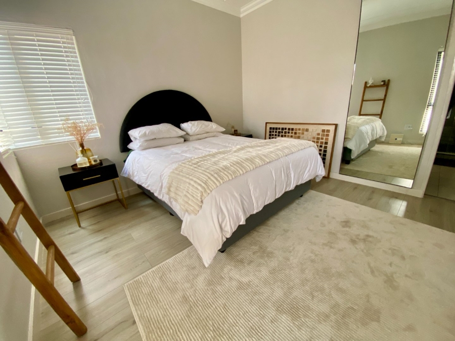 To Let 2 Bedroom Property for Rent in Bryanston Gauteng