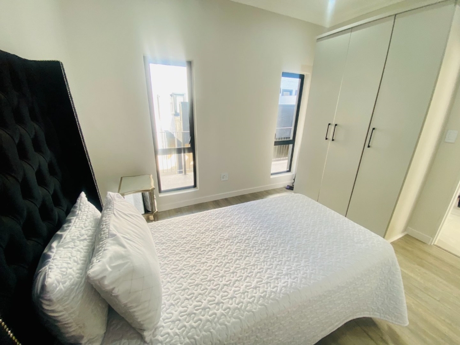 To Let 2 Bedroom Property for Rent in Bryanston Gauteng