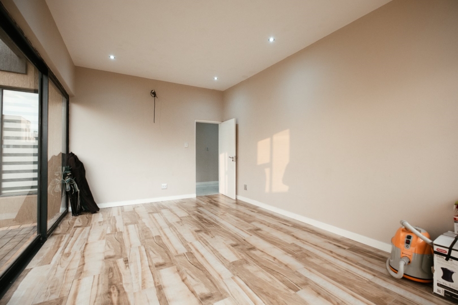 To Let 5 Bedroom Property for Rent in Eye of Africa Gauteng