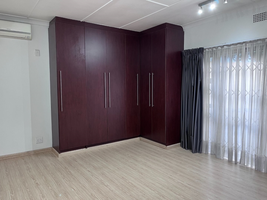4 Bedroom Property for Sale in Vanderbijlpark SW 5 Gauteng