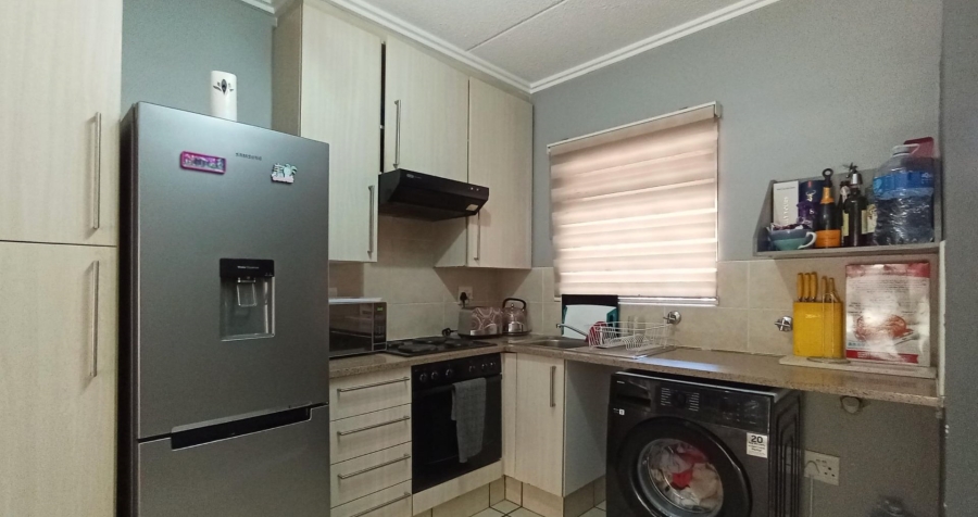 1 Bedroom Property for Sale in Beverley Gauteng