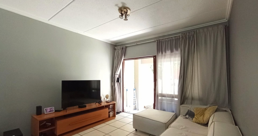 1 Bedroom Property for Sale in Beverley Gauteng