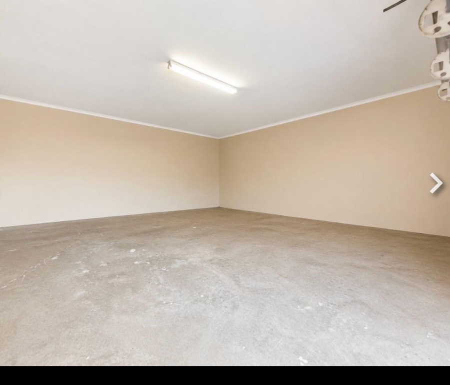 To Let 2 Bedroom Property for Rent in Thatchview Gauteng