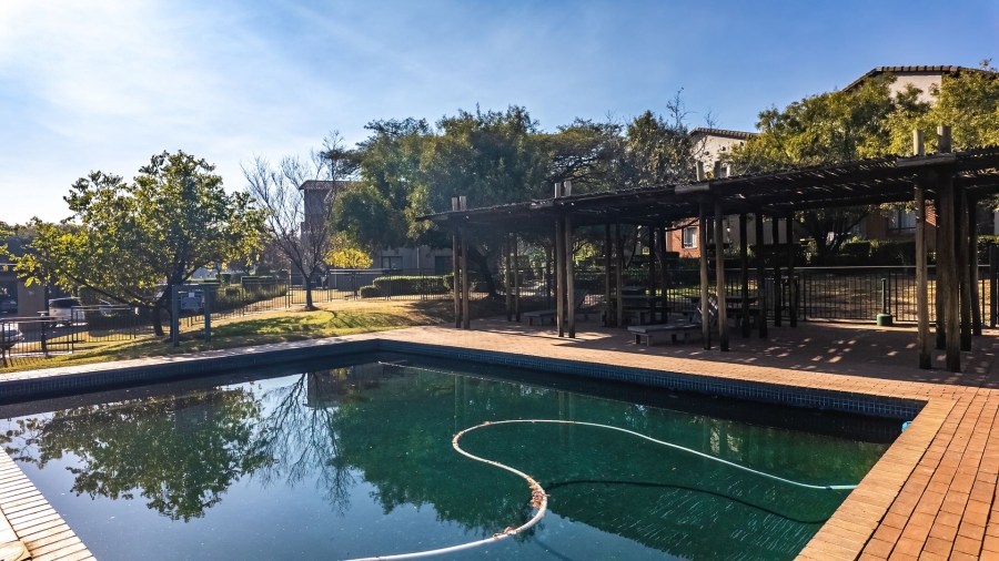 1 Bedroom Property for Sale in Jackal Creek Golf Estate Gauteng