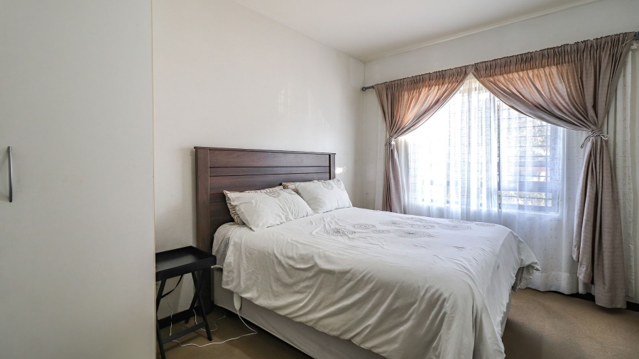 1 Bedroom Property for Sale in Jackal Creek Golf Estate Gauteng