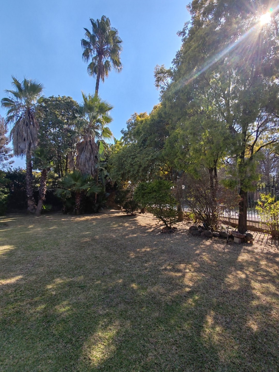 5 Bedroom Property for Sale in Hazelwood Gauteng
