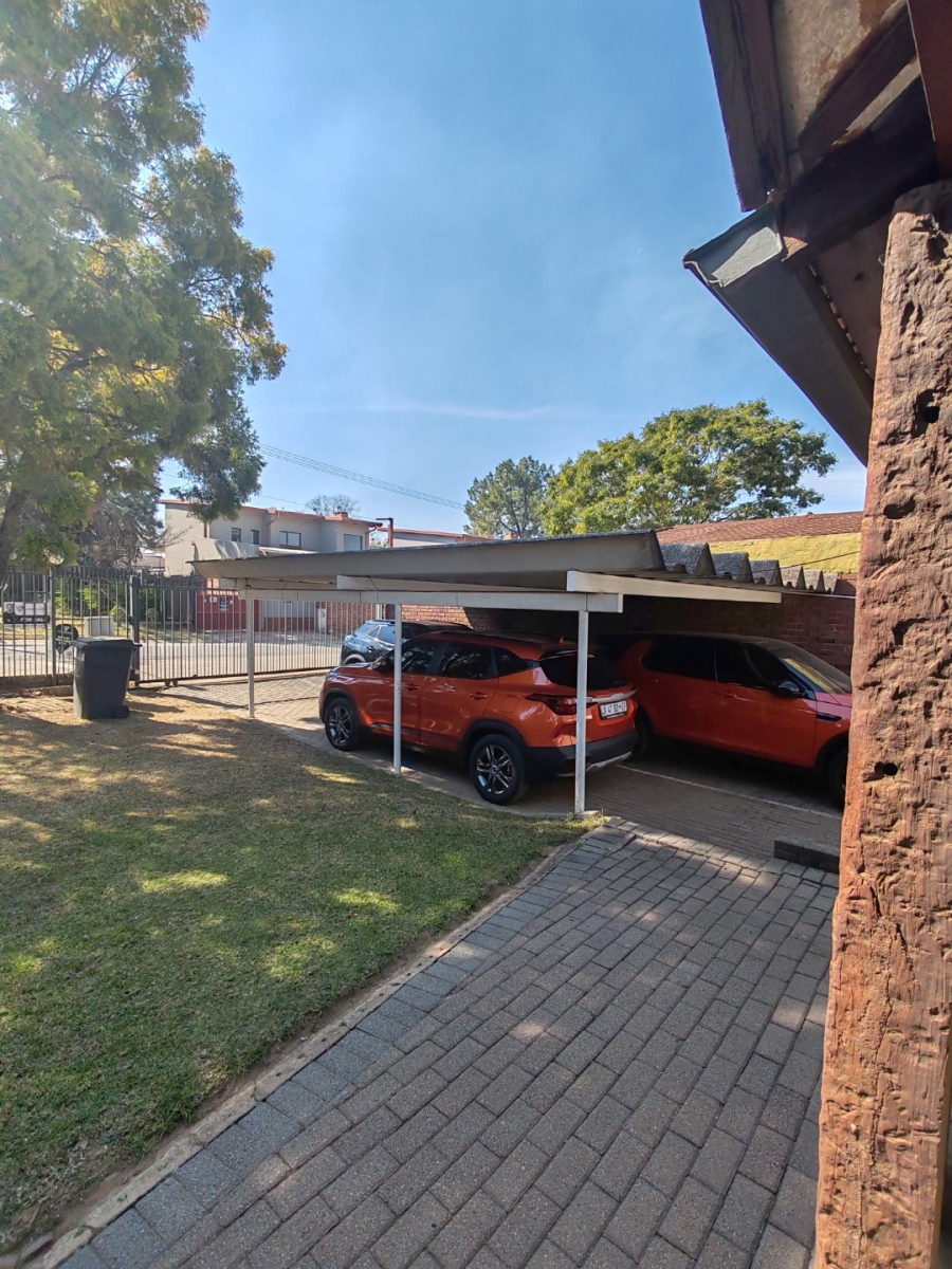 5 Bedroom Property for Sale in Hazelwood Gauteng
