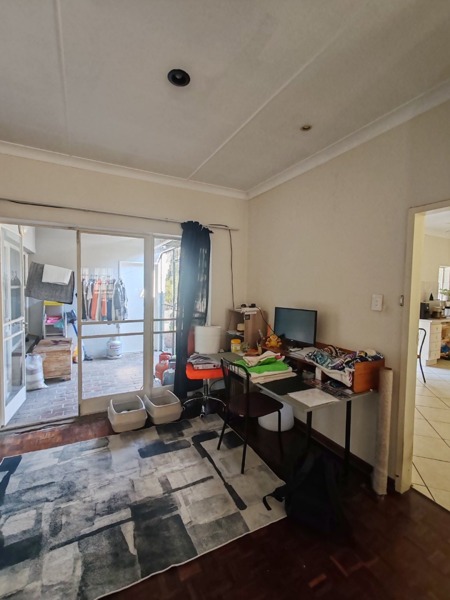 5 Bedroom Property for Sale in Hazelwood Gauteng