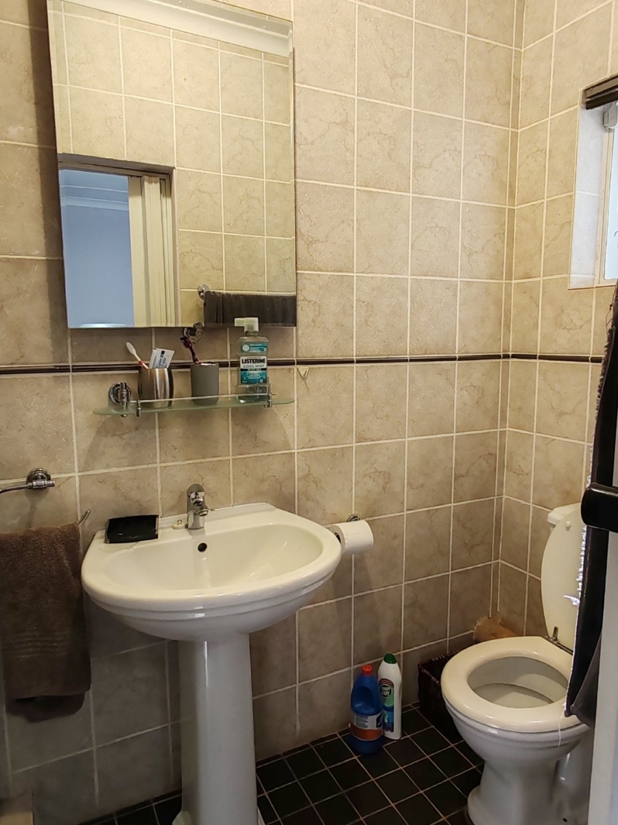 5 Bedroom Property for Sale in Hazelwood Gauteng
