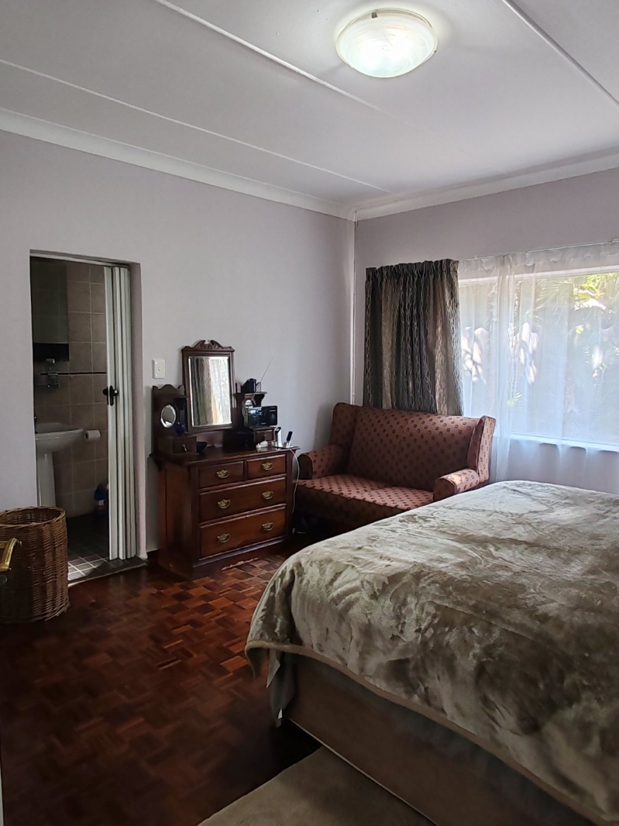 5 Bedroom Property for Sale in Hazelwood Gauteng
