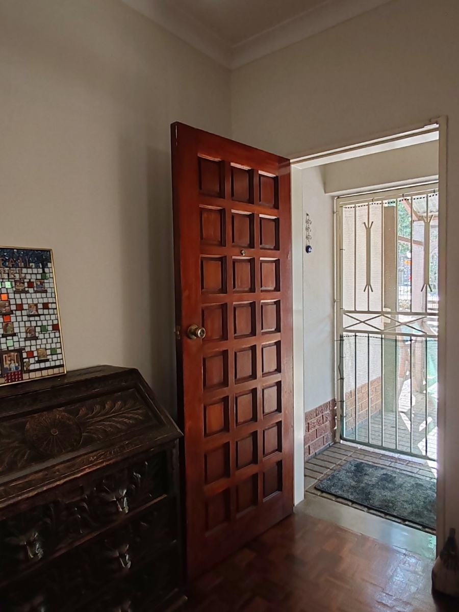 5 Bedroom Property for Sale in Hazelwood Gauteng