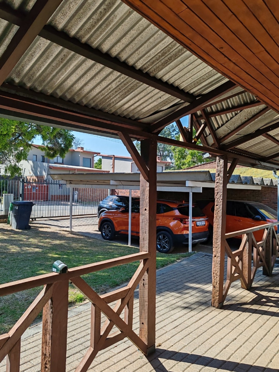 5 Bedroom Property for Sale in Hazelwood Gauteng