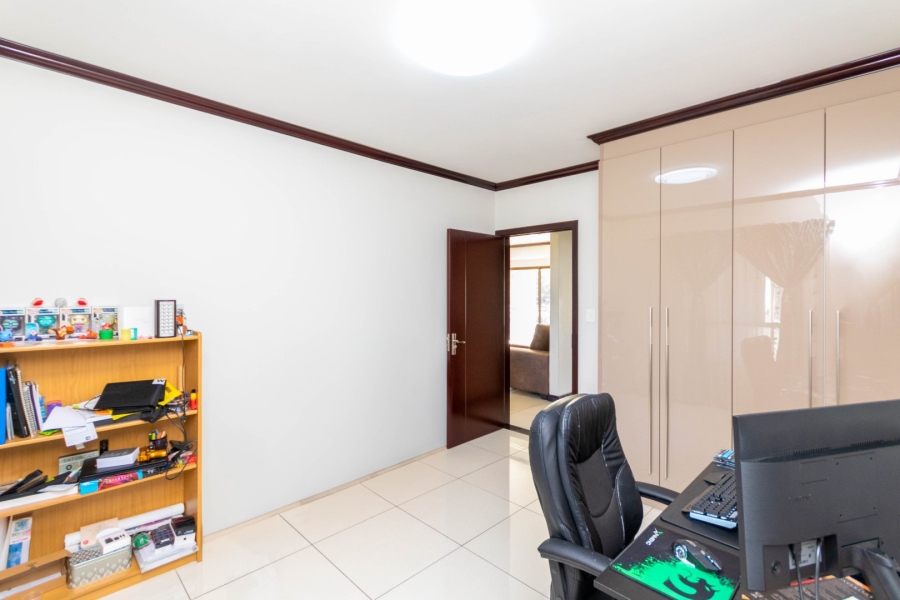 2 Bedroom Property for Sale in Carlswald Gauteng