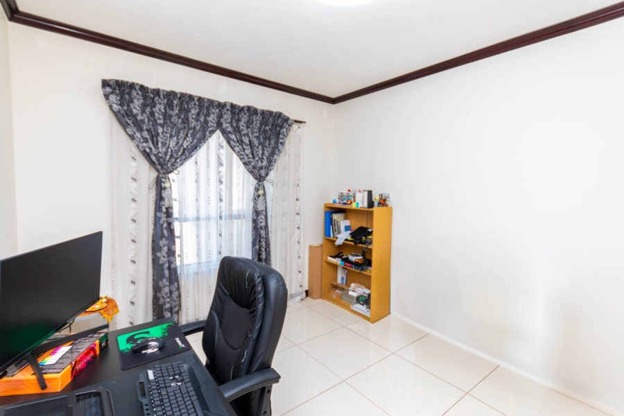 2 Bedroom Property for Sale in Carlswald Gauteng