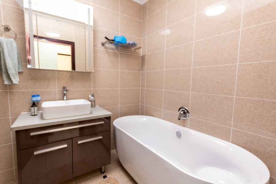 2 Bedroom Property for Sale in Carlswald Gauteng
