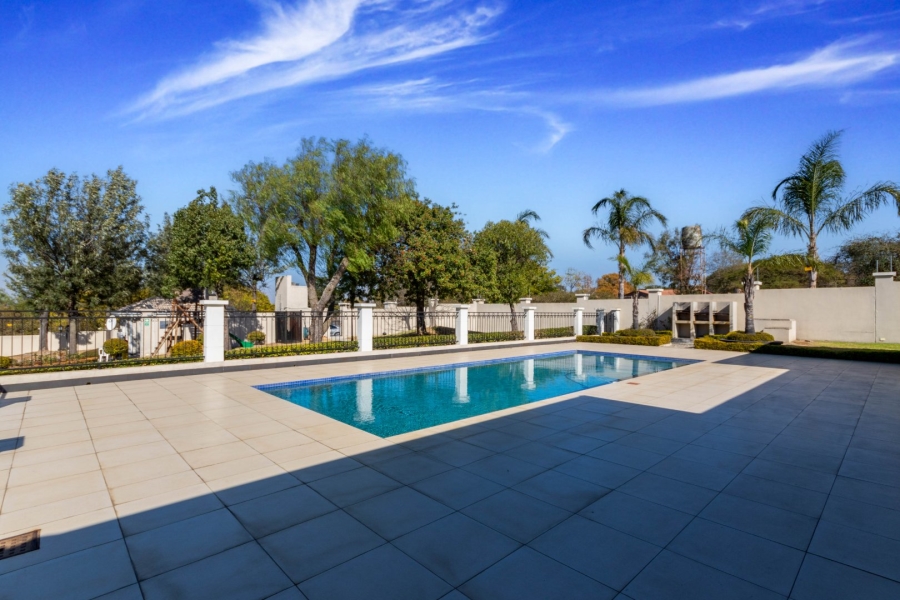 2 Bedroom Property for Sale in Carlswald Gauteng