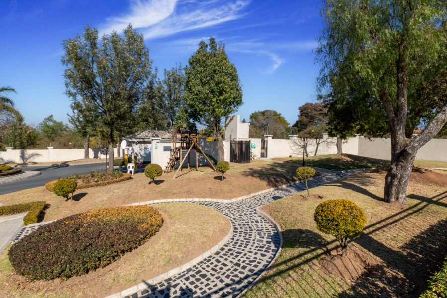 2 Bedroom Property for Sale in Carlswald Gauteng