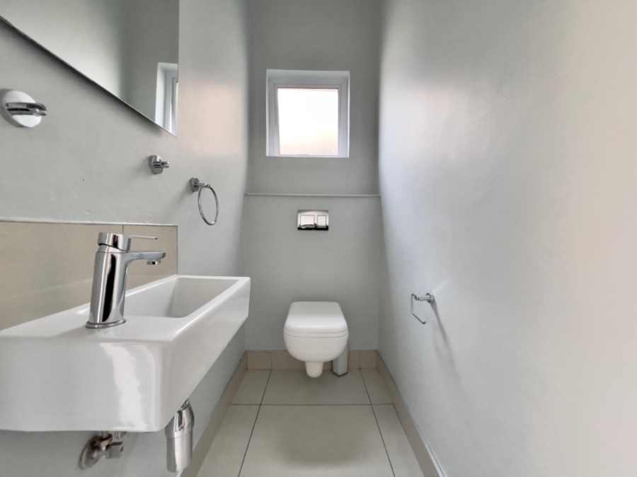 3 Bedroom Property for Sale in Bryanston Gauteng