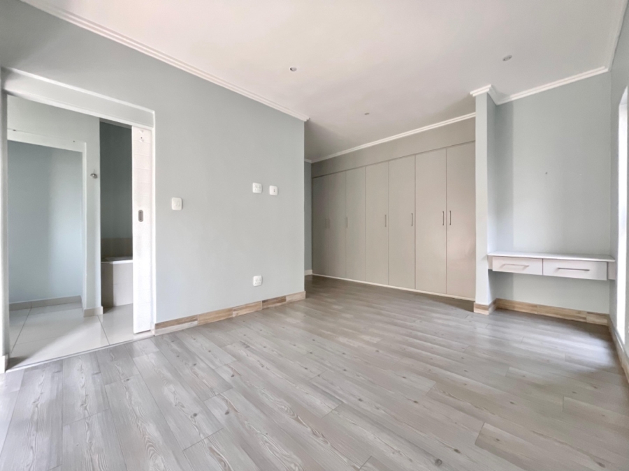 3 Bedroom Property for Sale in Bryanston Gauteng