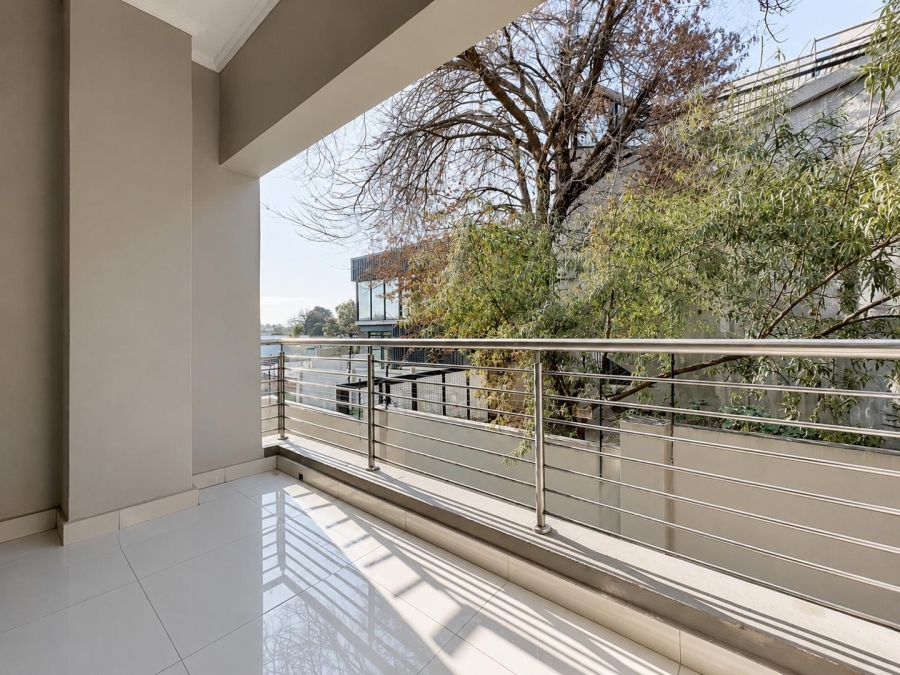 3 Bedroom Property for Sale in Bryanston Gauteng