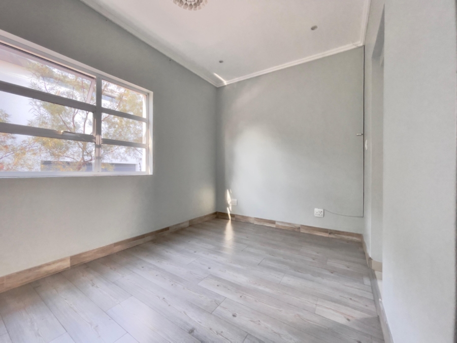 3 Bedroom Property for Sale in Bryanston Gauteng