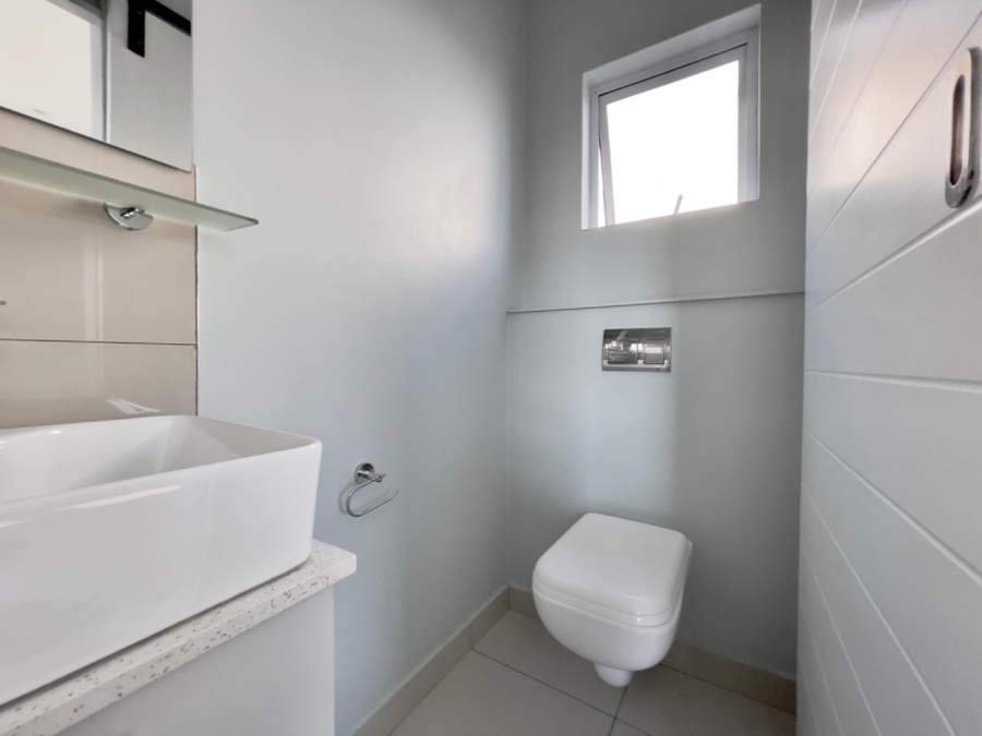 3 Bedroom Property for Sale in Bryanston Gauteng