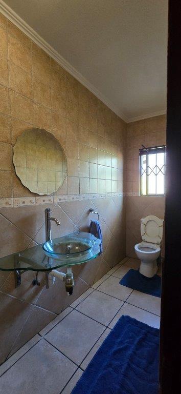 4 Bedroom Property for Sale in Rooihuiskraal North Gauteng