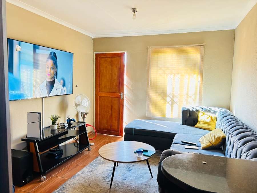 2 Bedroom Property for Sale in Sky City Gauteng