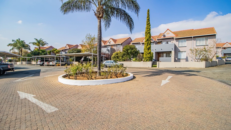 2 Bedroom Property for Sale in Eden Glen Gauteng