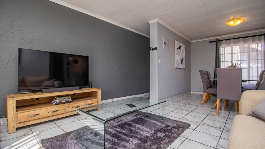 2 Bedroom Property for Sale in Eden Glen Gauteng