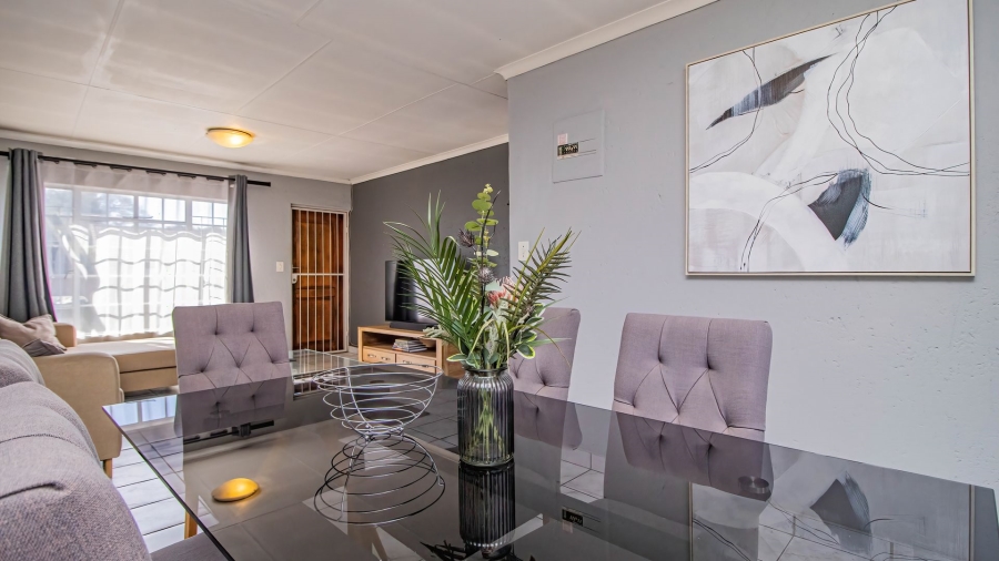 2 Bedroom Property for Sale in Eden Glen Gauteng