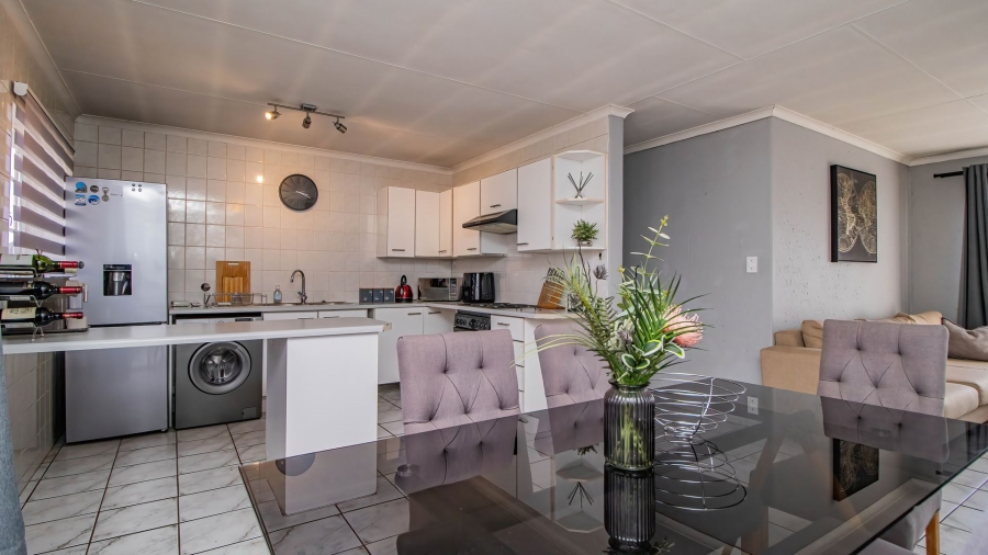 2 Bedroom Property for Sale in Eden Glen Gauteng