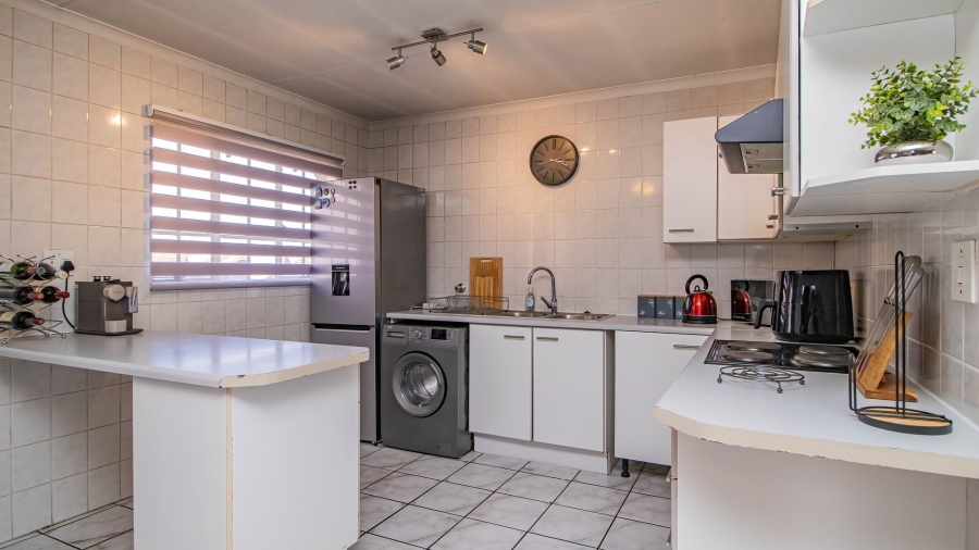 2 Bedroom Property for Sale in Eden Glen Gauteng