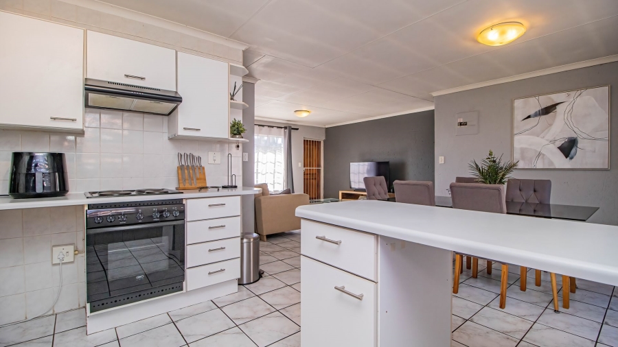 2 Bedroom Property for Sale in Eden Glen Gauteng